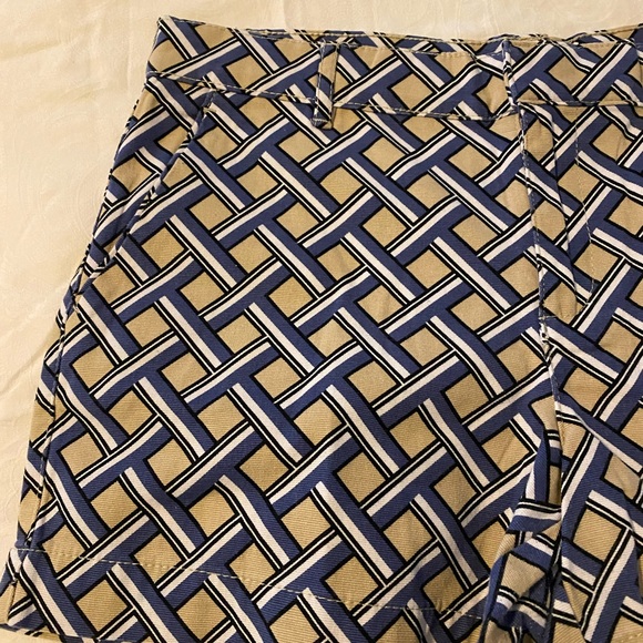 EUC JOE FRESH BERMUDAs SHORT SIZE 4 - Picture 2 of 4